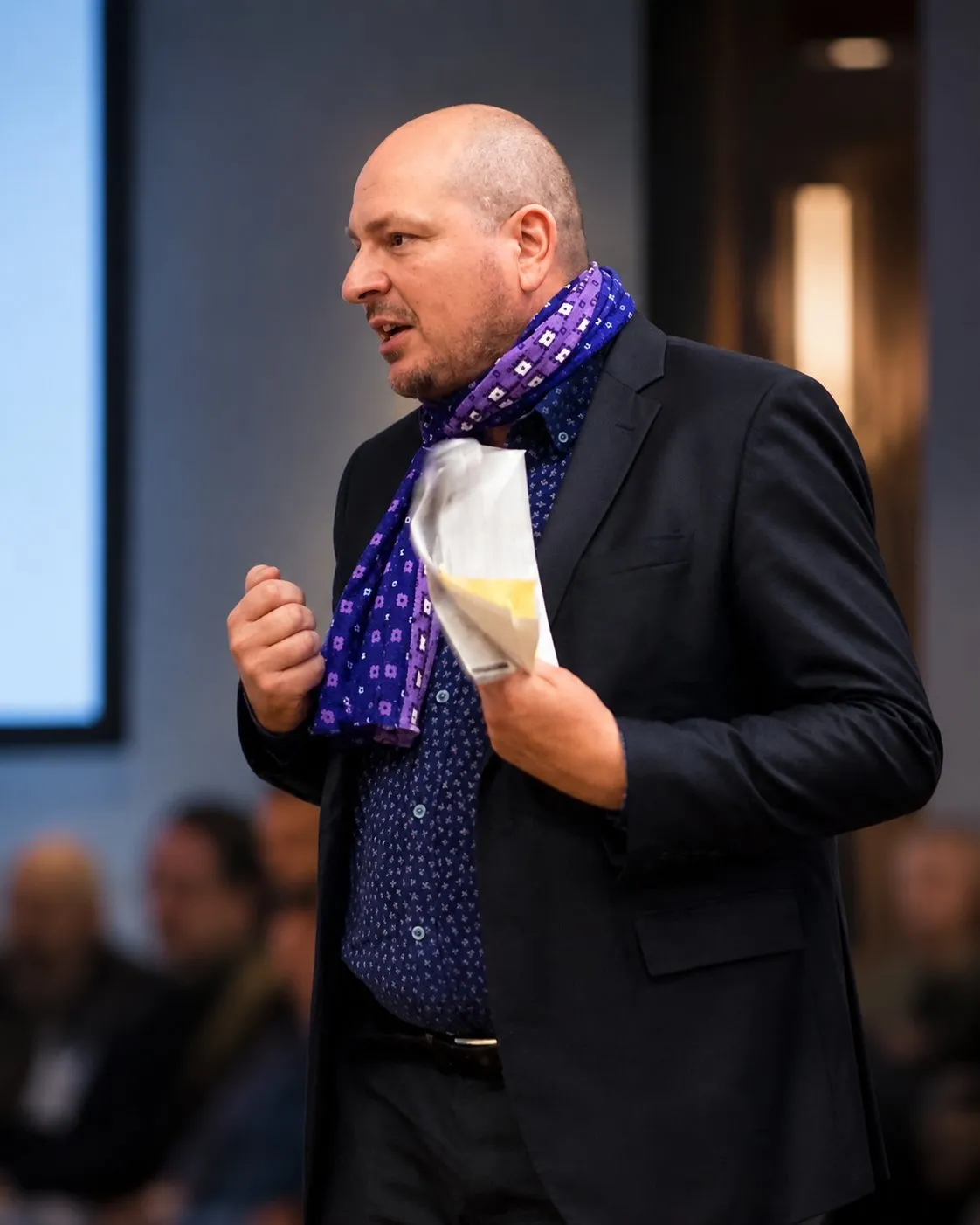 Marcin Stroński przemawia podczas debaty
